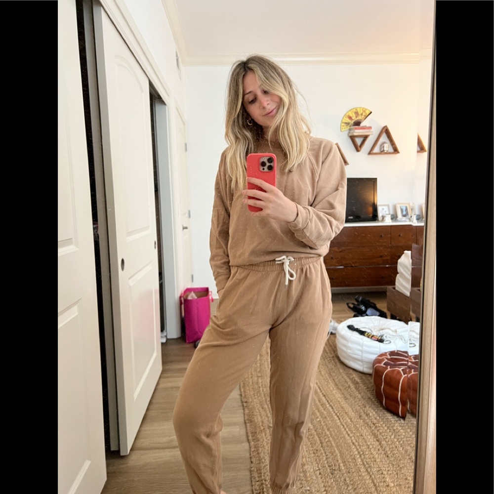 GAP Set: Vintage Classic Jogger and Crewneck Sweatshirt